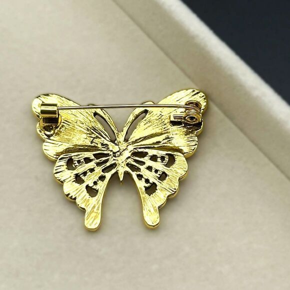 Yellow Gold with Embedded Shell in White Enamel Butterfly Pin Back Brooch - Picture 5 of 7